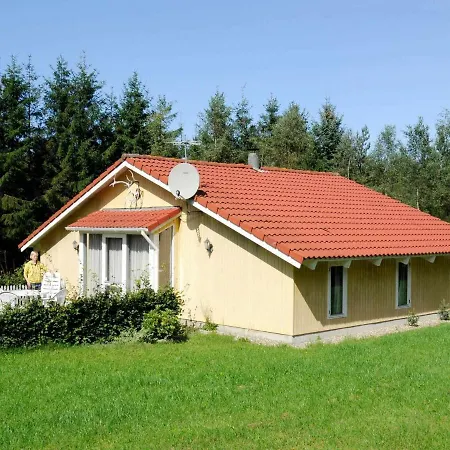Alluring Holiday In Herning With Private Whirlpool בית נופש